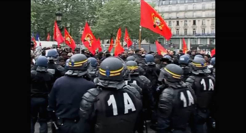 Footage from Eelam Tamil protests in Paris