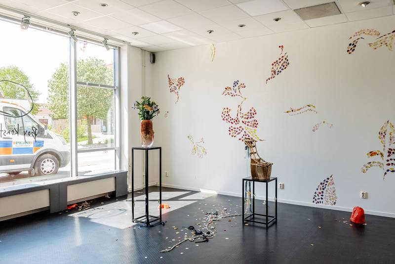 Man Yau, Installation view of Dried flowers last forever, 2021, at Boy Konsthall, Bollebygd, Sweden. Photo: AnnaCarin Isaksson.