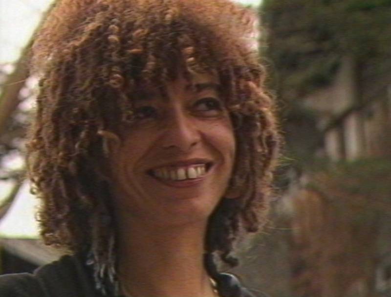 Françoise Dasques, image from the video *La Conférence des Femmes – Nairobi 85* (Angela Davis), 1985. Courtesy of the Centre Audiovisuel de Simone de Beauvoir.